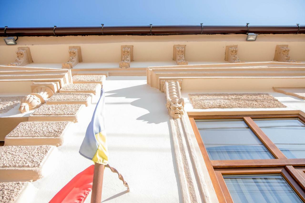 Antique Aparthotel Alba Iulia Zewnętrze zdjęcie